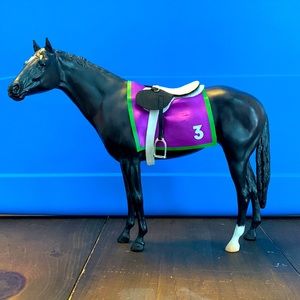 Traditional black horse Breyer